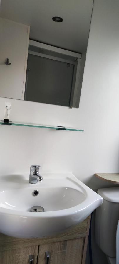 Assist' Mobil Home 397 - Mobil Home 3 Chambres 2 Salles De Bain , Au Calme Onzain Exteriör bild